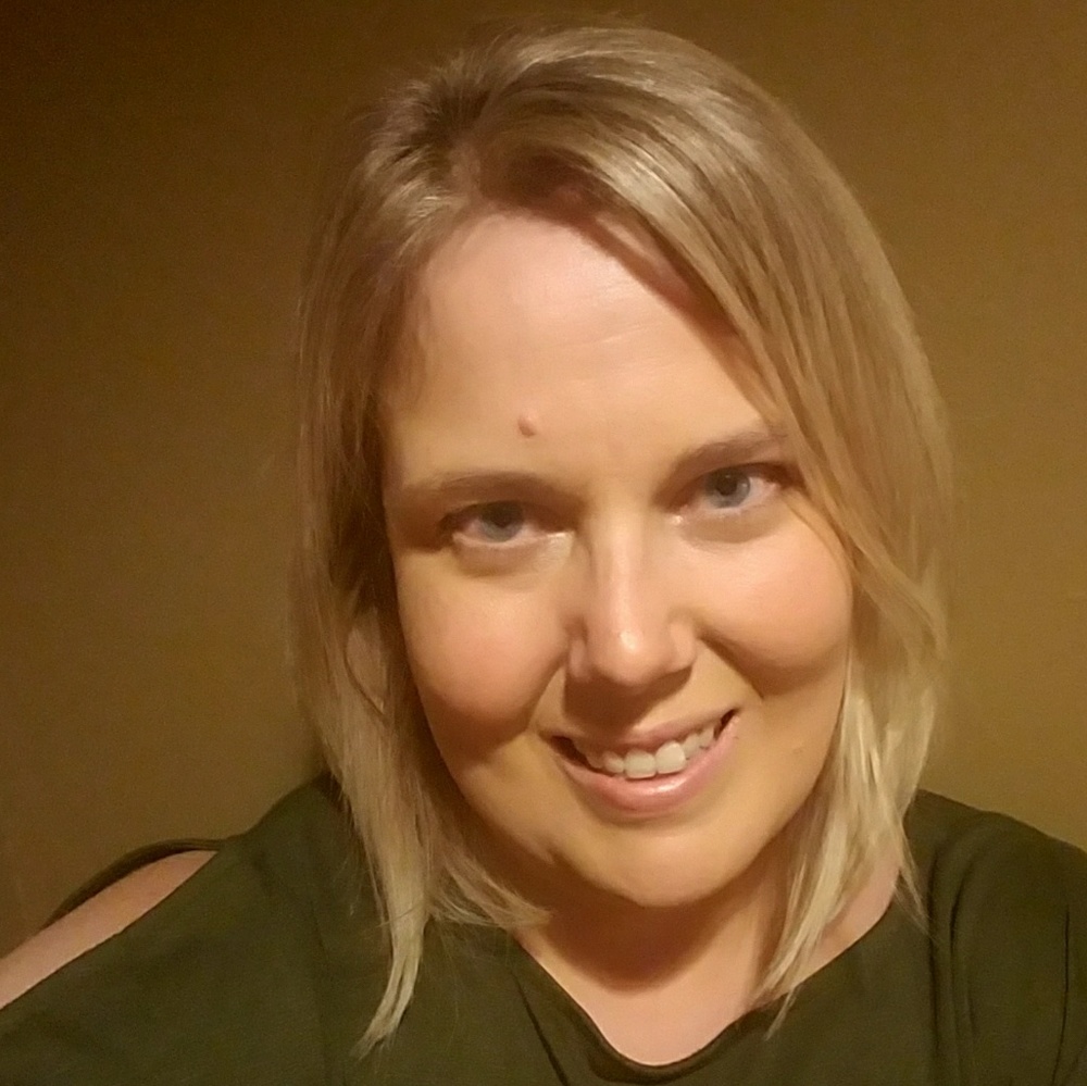 Meet your Posher, Kelly